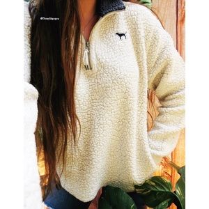 Victoria’s Secret PINK sherpa jacket 🍂
